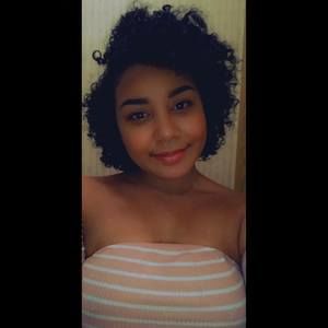 Meet your Posher, Nora